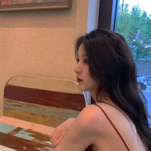 红妻白夫